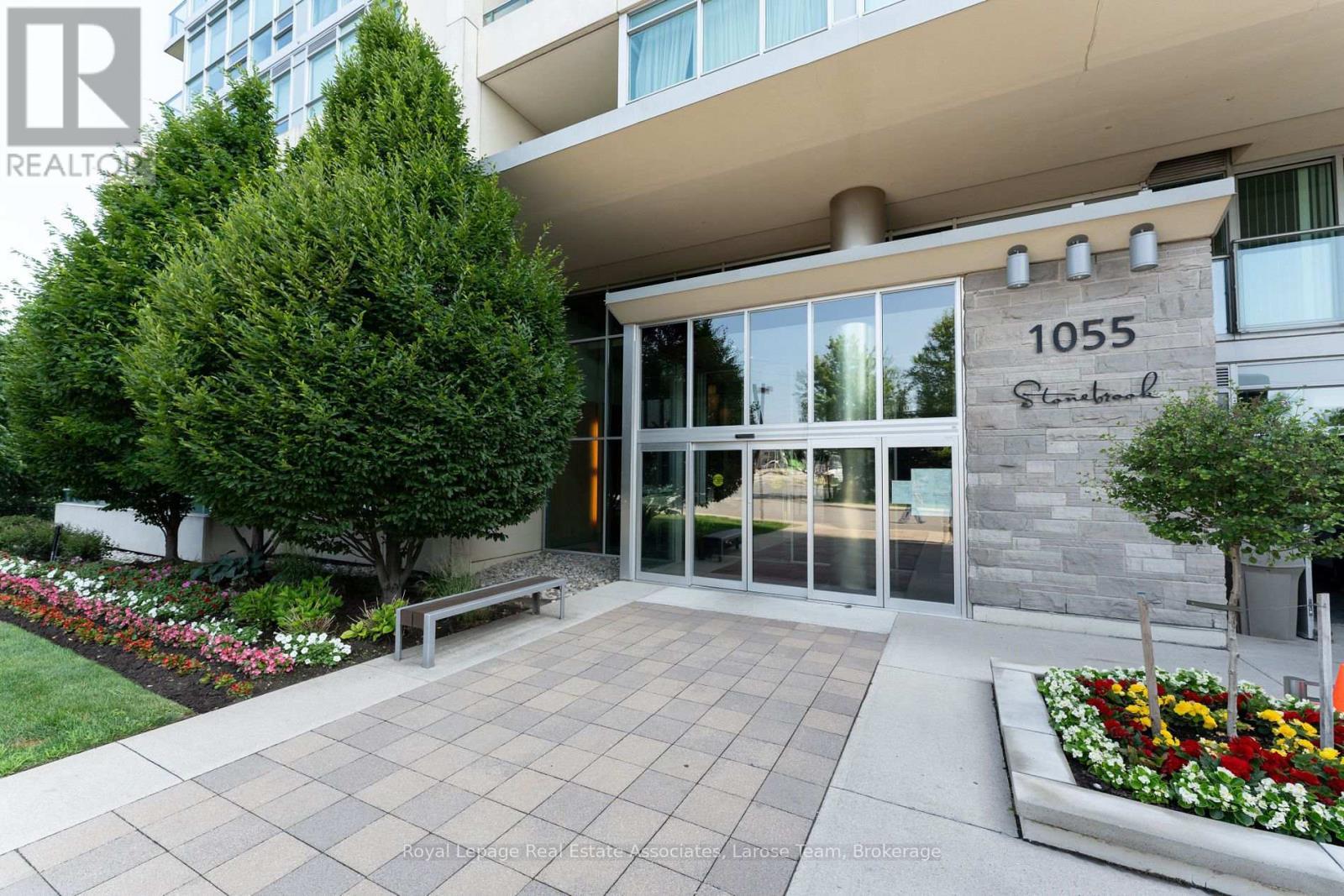 707 - 1055 Southdown Road, Mississauga, ON