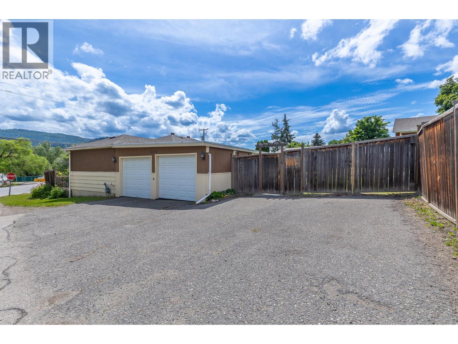 6310 Freeman Drive, Coldstream, BC
