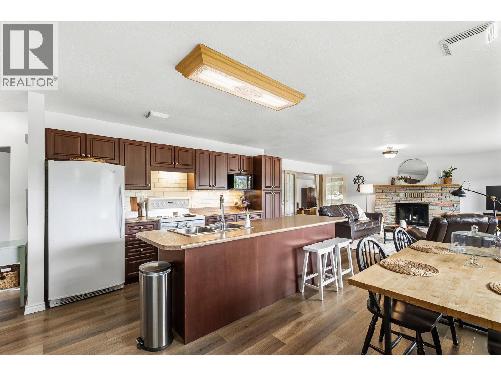 6310 Freeman Drive, Coldstream, BC