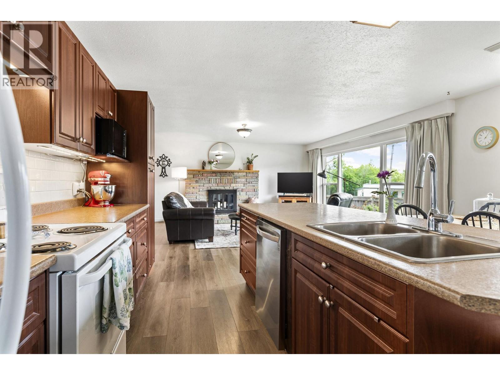 6310 Freeman Drive, Coldstream, BC