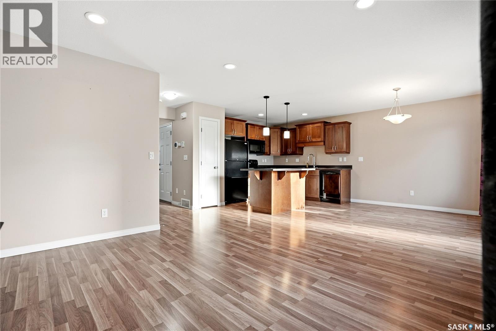 2 547 East Hampton Boulevard, Saskatoon, SK