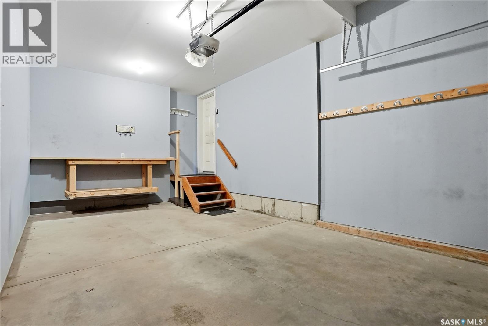 2 547 East Hampton Boulevard, Saskatoon, SK