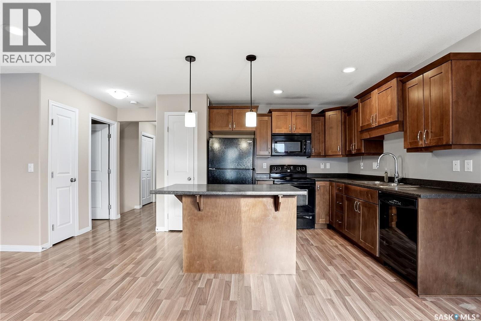 2 547 East Hampton Boulevard, Saskatoon, SK