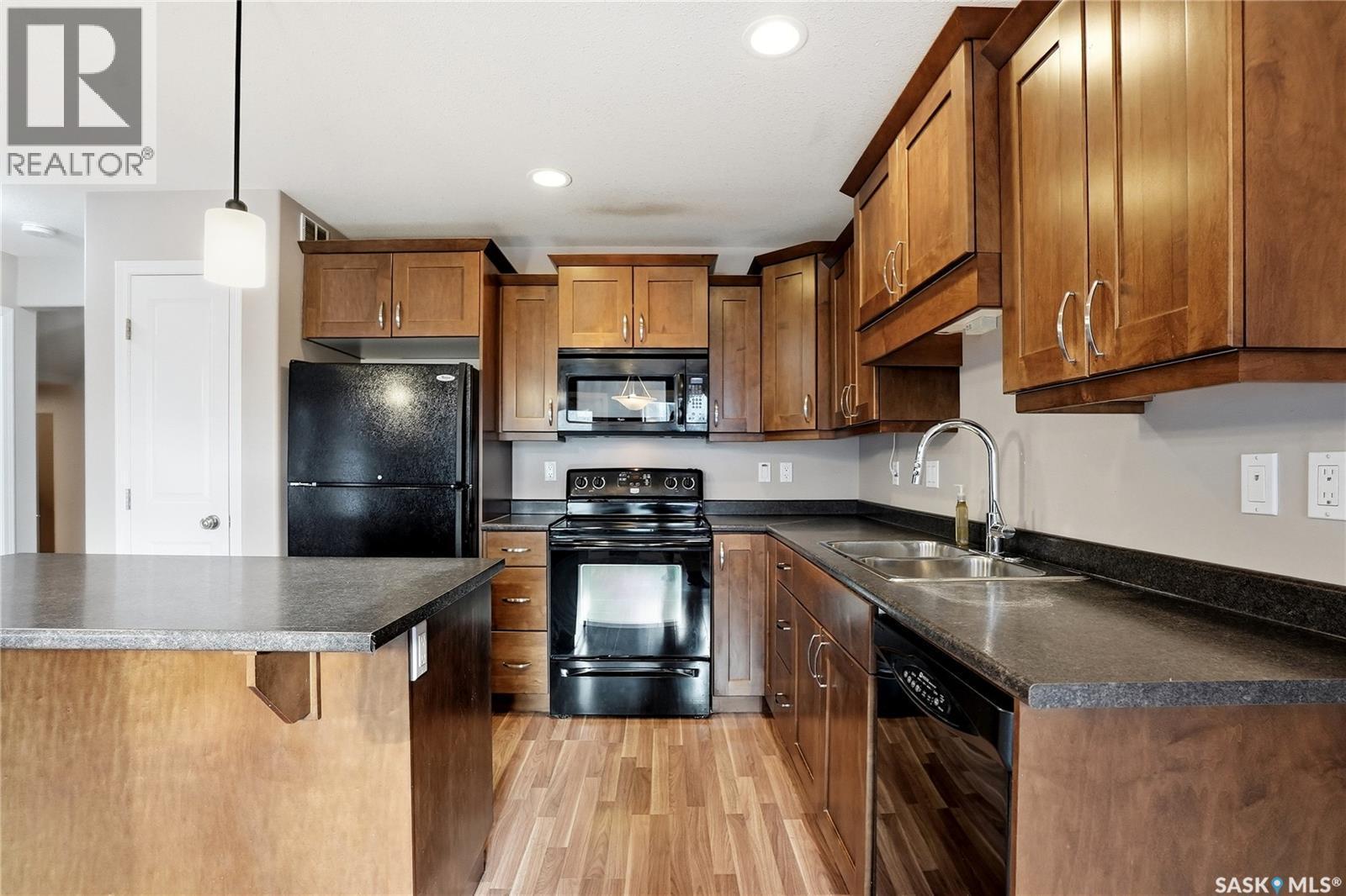 2 547 East Hampton Boulevard, Saskatoon, SK