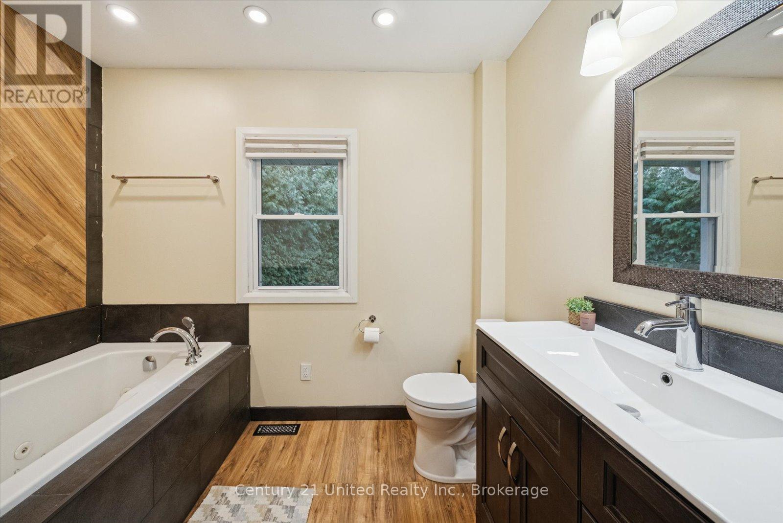 266 Greenwood Road, Otonabee-South Monaghan, ON