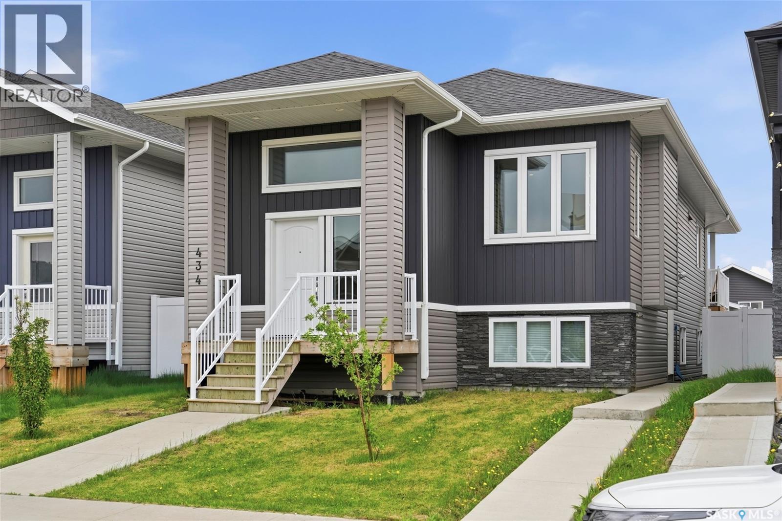434 Mcarthur Crescent, Saskatoon, SK