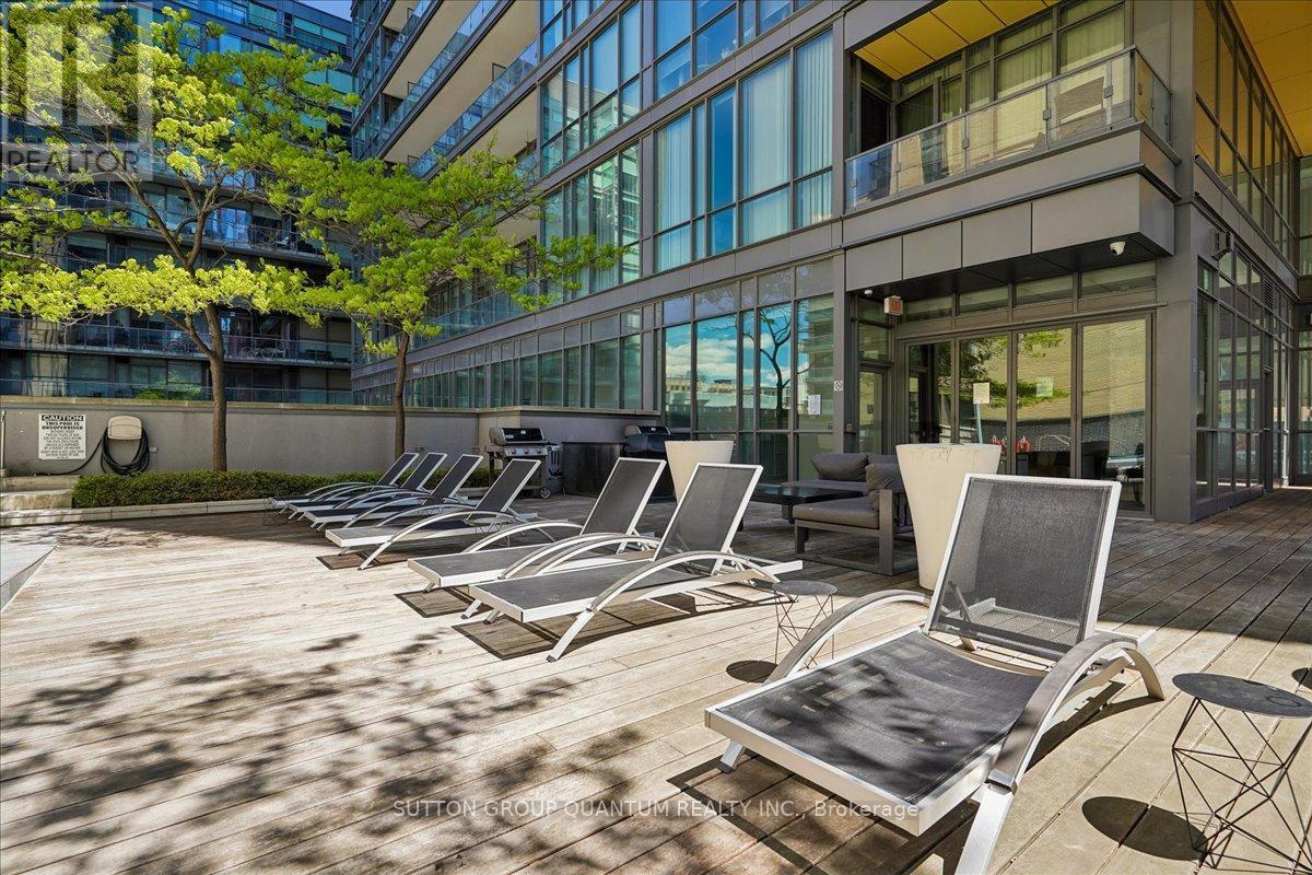 7th Floor Sun deck - 404 - 8 Charlotte Street, Toronto, ON - Outdoor