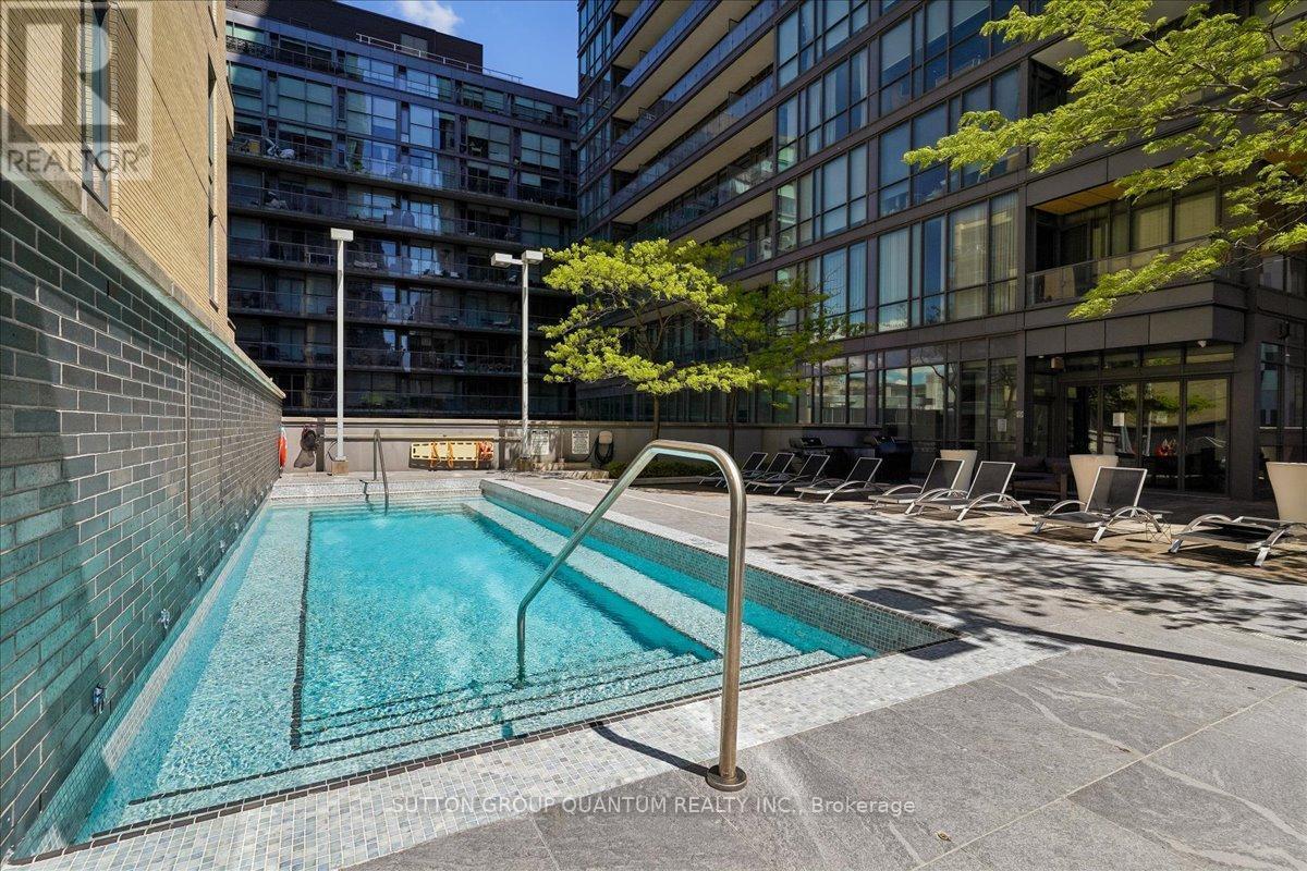 Pool with views of the city - 404 - 8 Charlotte Street, Toronto, ON - Outdoor With In Ground Pool
