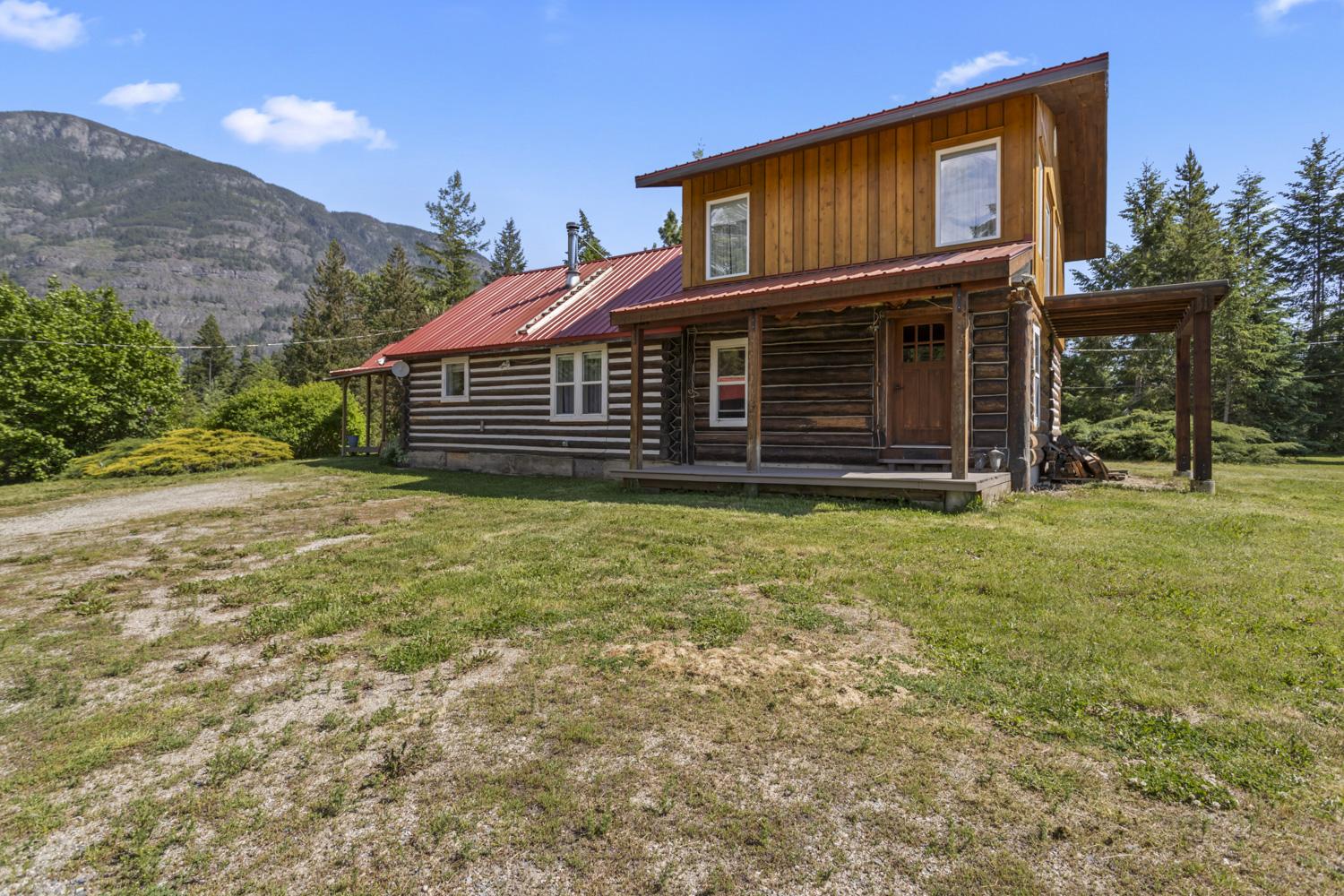 630 Canyon Lister Road, Canyon, BC