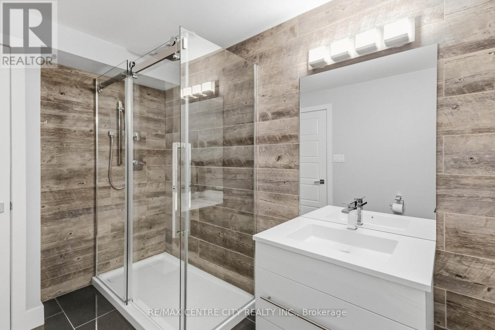 1734 Beaverbrook Avenue, London North (North M), ON