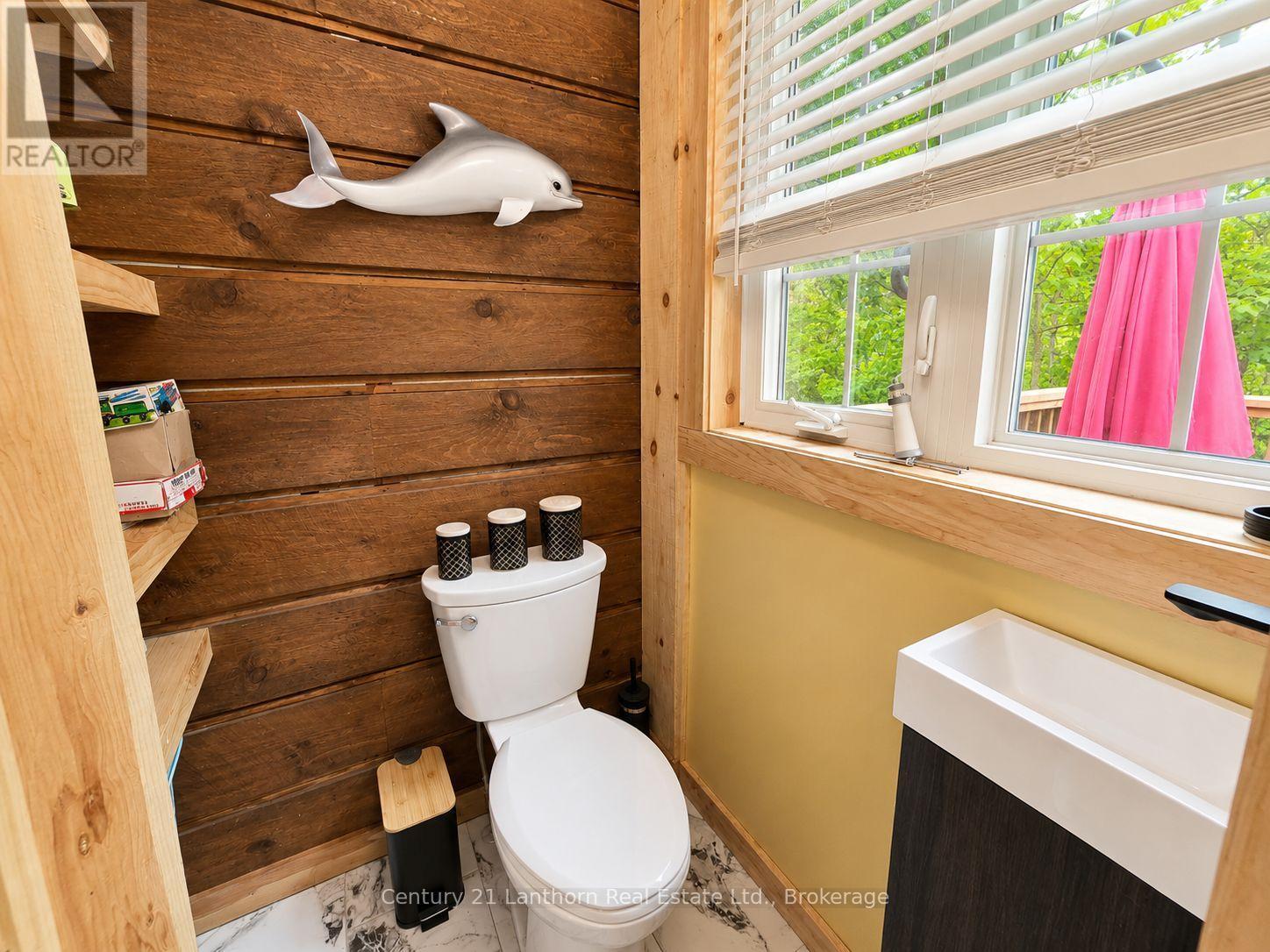 Ensuite 2-Piece Bathroom - 1045 Carnahan Lane, Frontenac (Frontenac Centre), ON