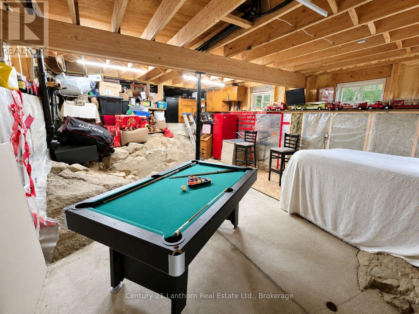 1045 Carnahan Lane, Frontenac (Frontenac Centre), ON