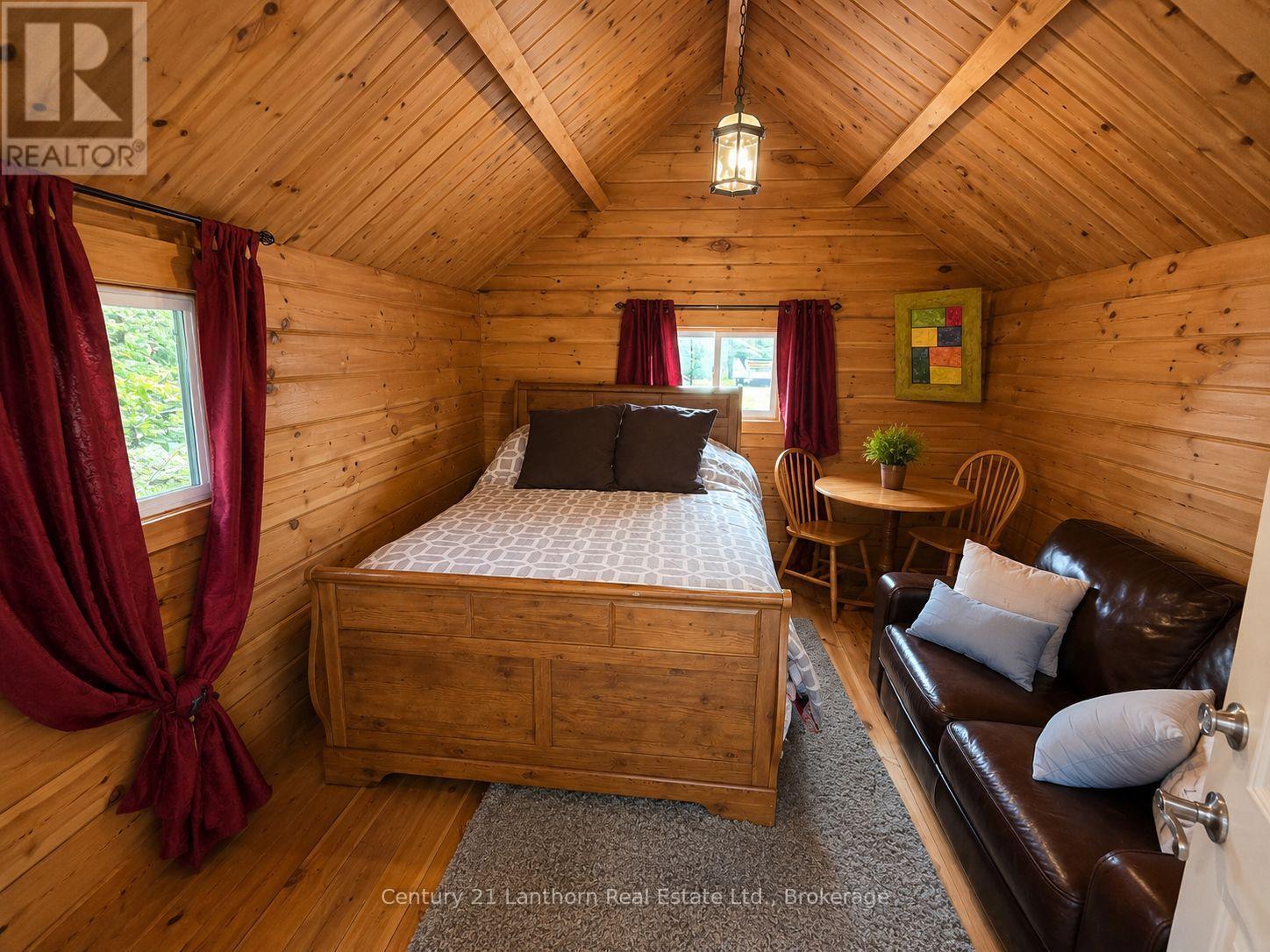Bunkie - 1045 Carnahan Lane, Frontenac (Frontenac Centre), ON
