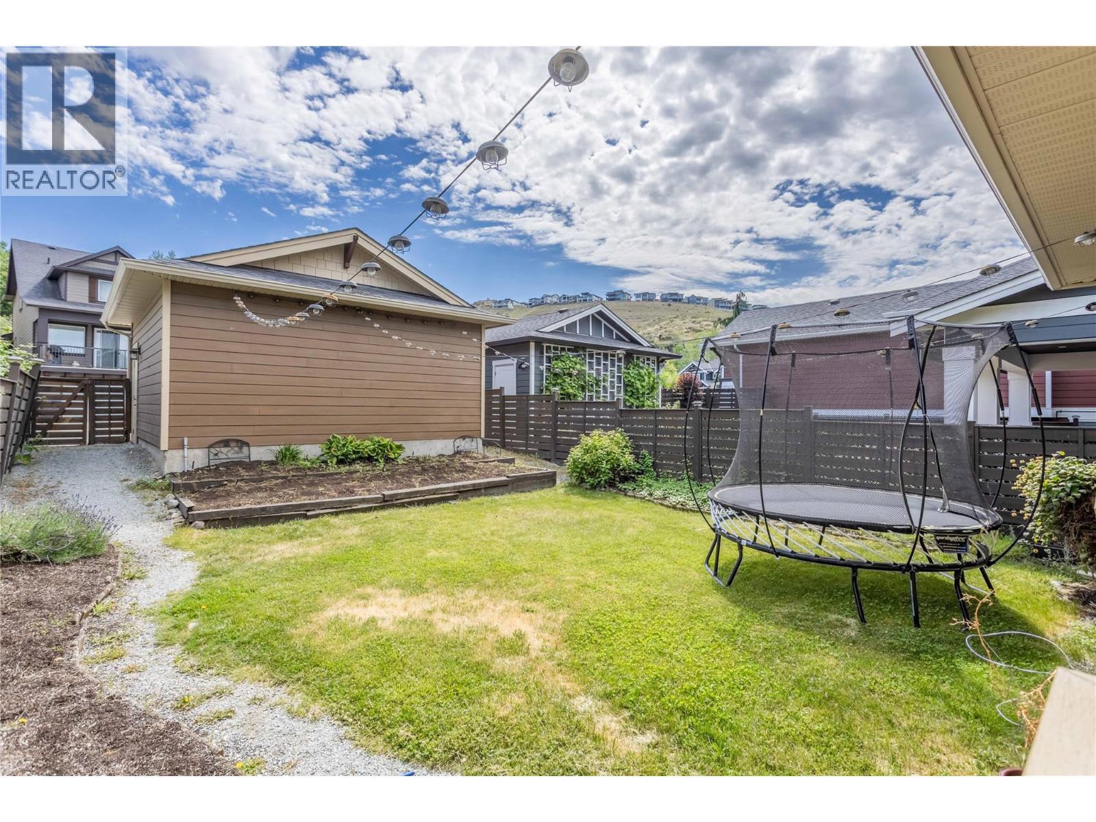 1279 Bergamot Avenue, Kelowna, BC