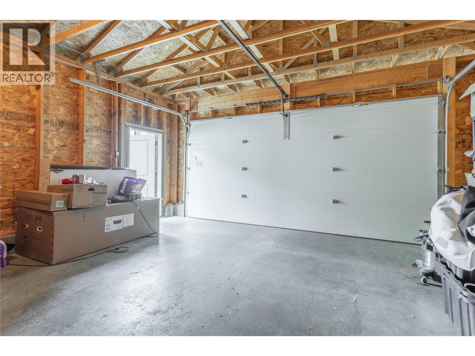 1279 Bergamot Avenue, Kelowna, BC