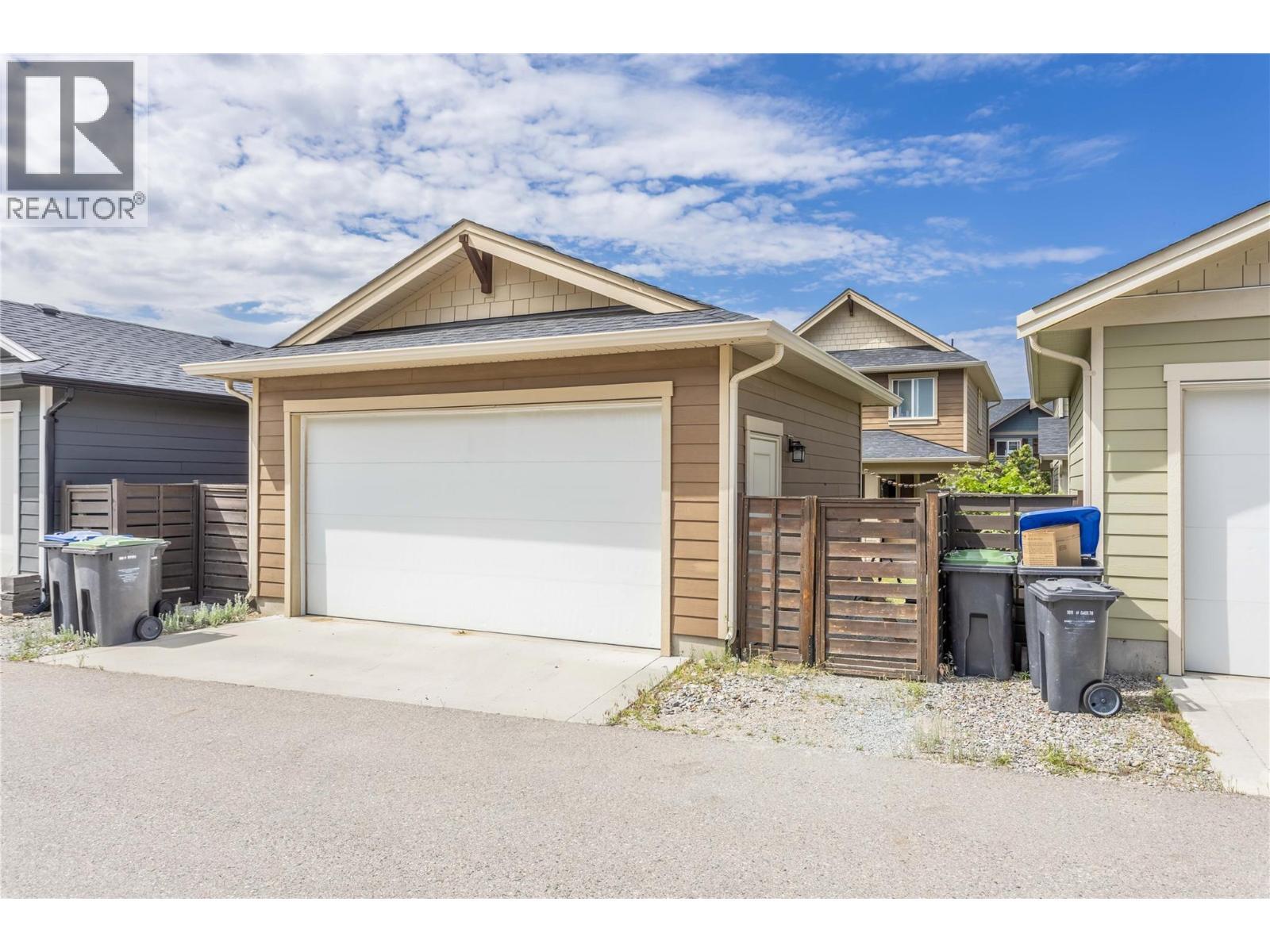 1279 Bergamot Avenue, Kelowna, BC