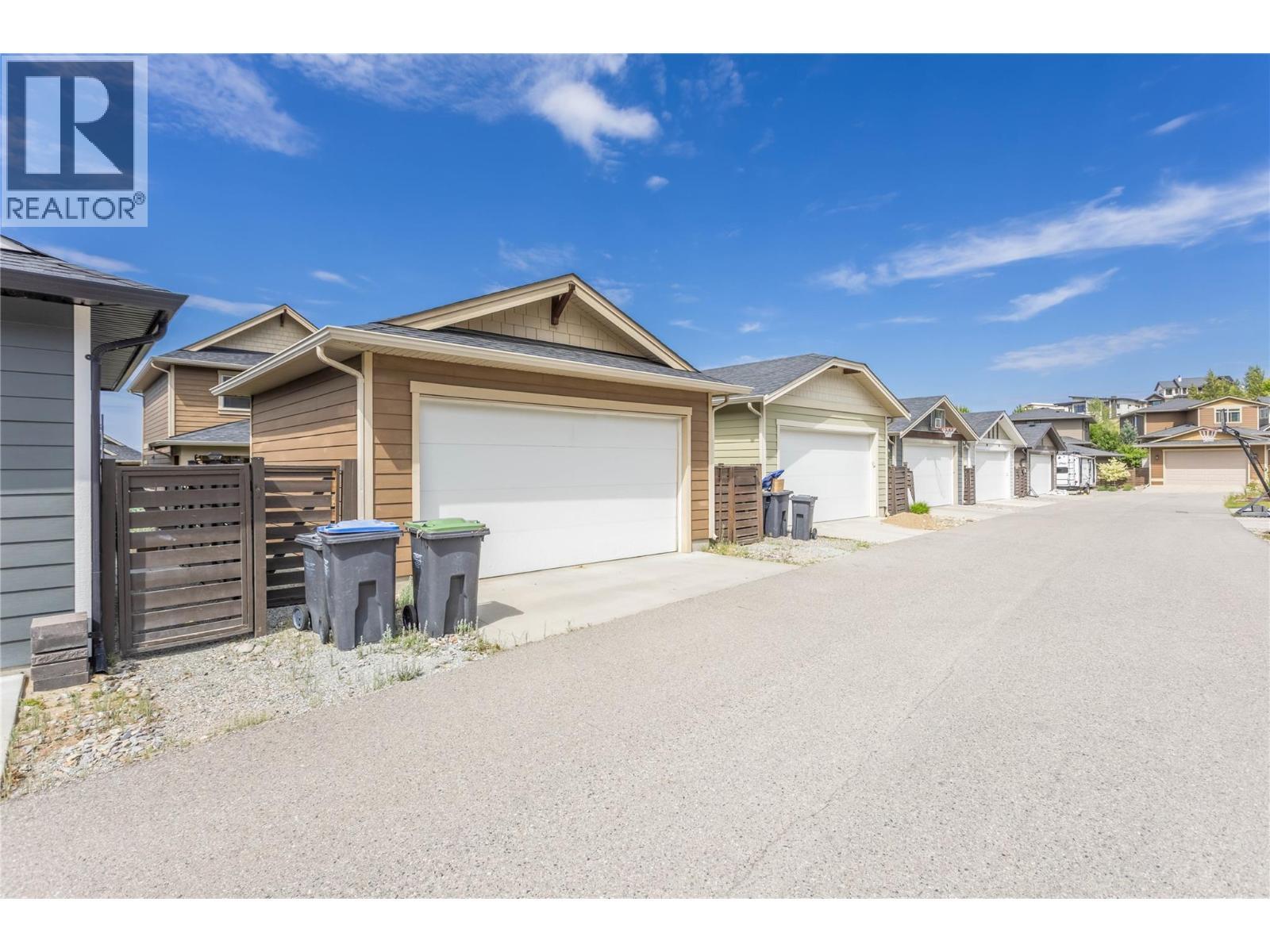 1279 Bergamot Avenue, Kelowna, BC