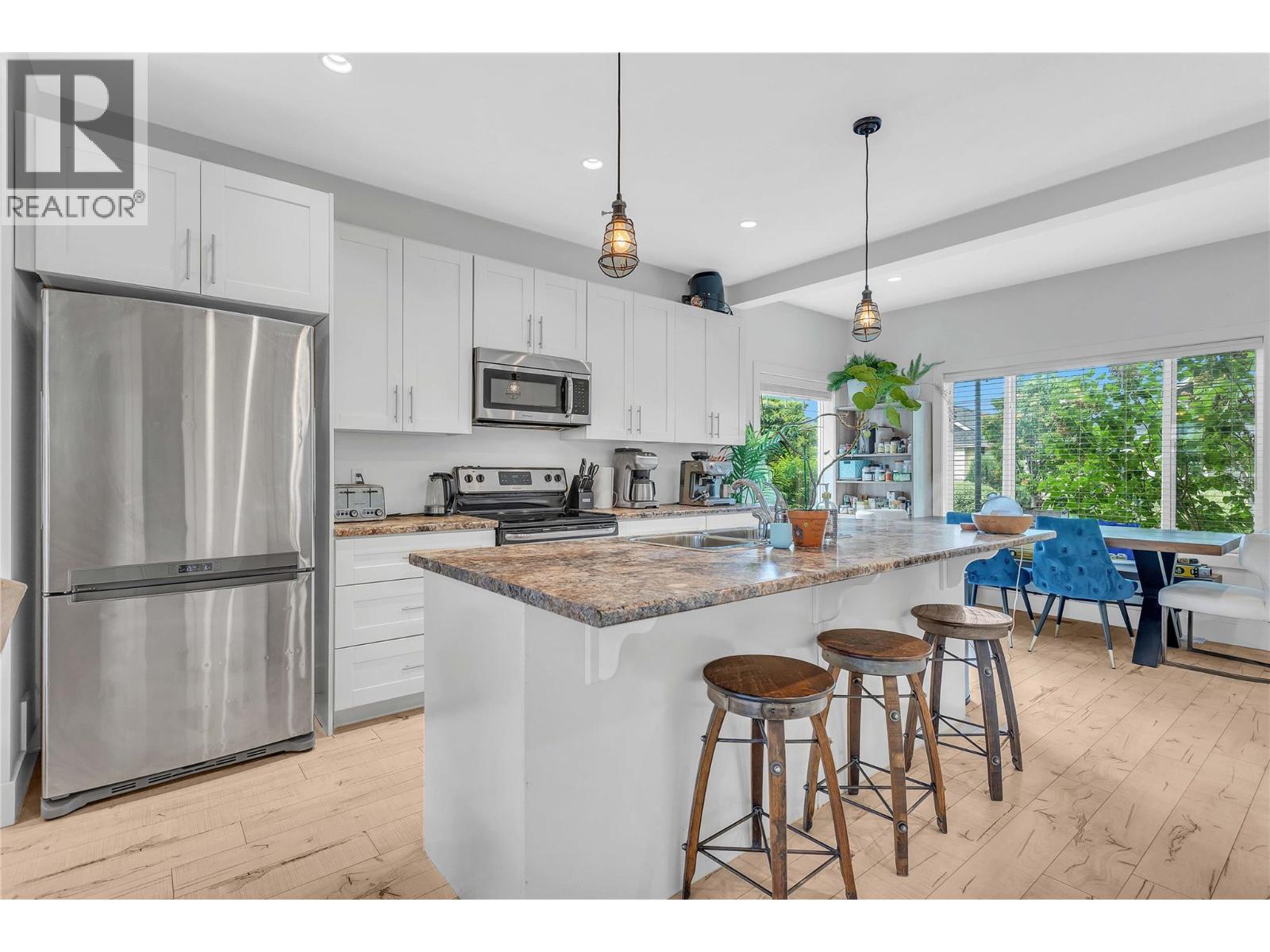 1279 Bergamot Avenue, Kelowna, BC