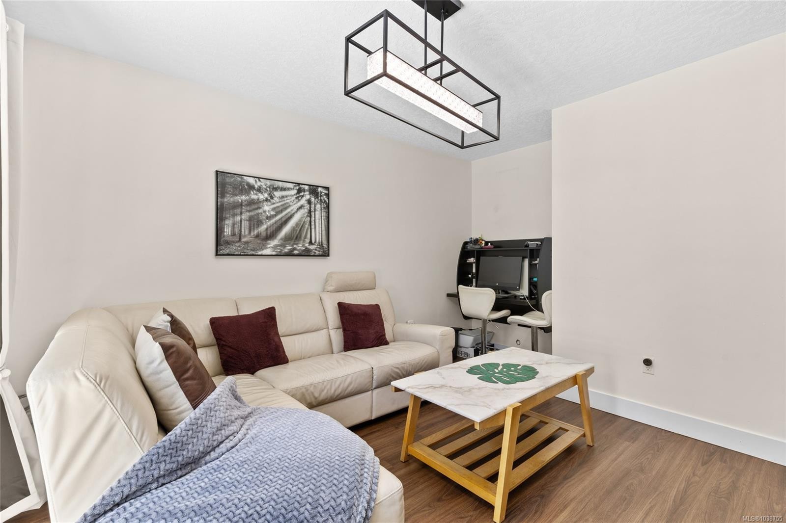 1039 Haslam Ave, Langford, BC