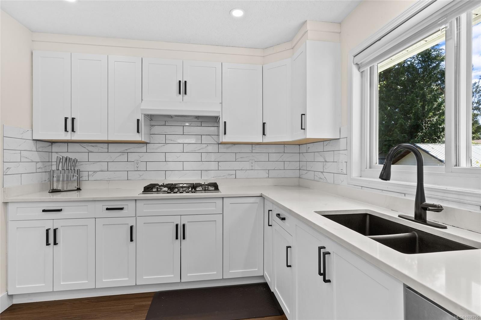 1039 Haslam Ave, Langford, BC