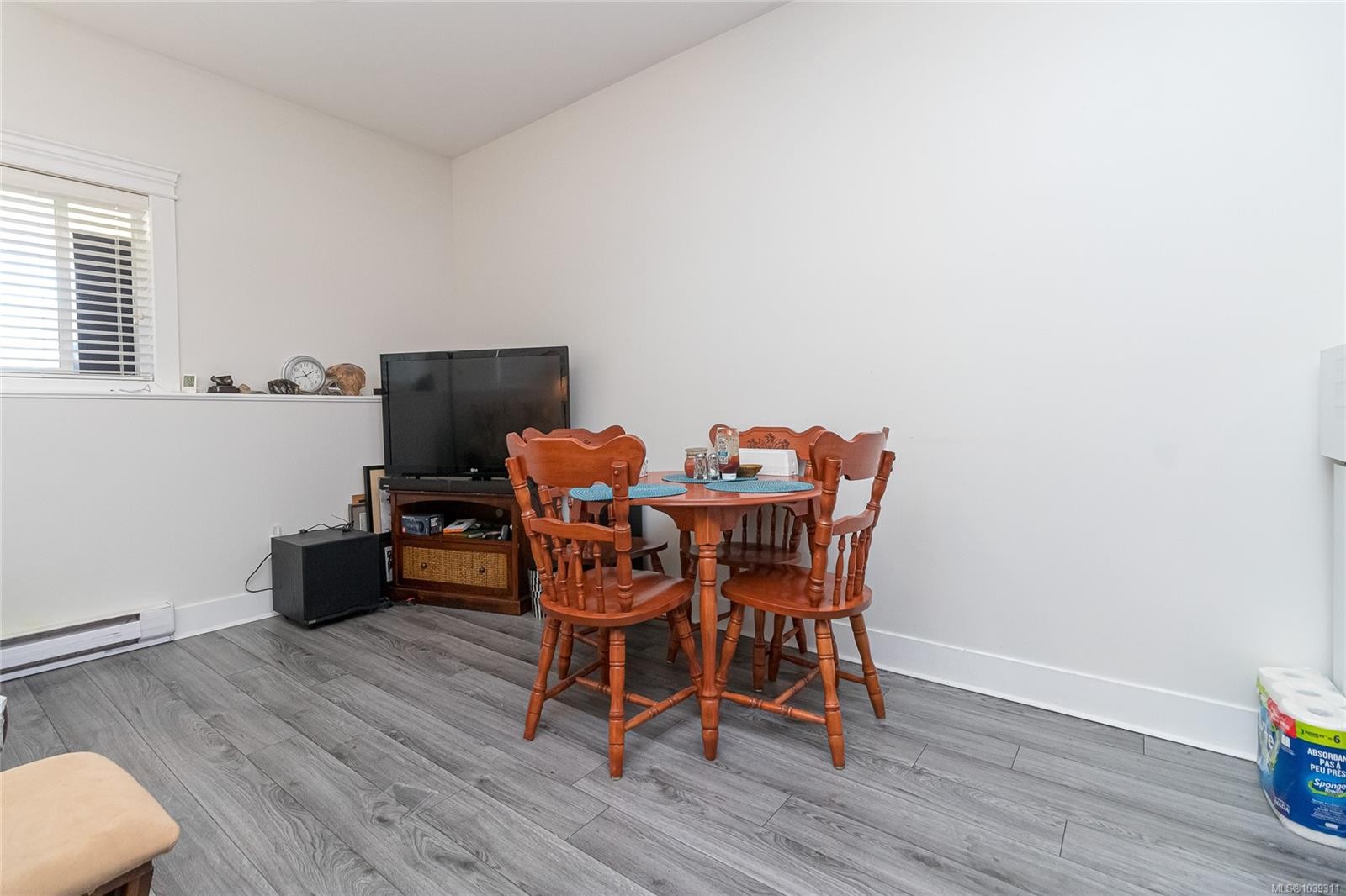 555 Leaside Ave, Saanich, BC