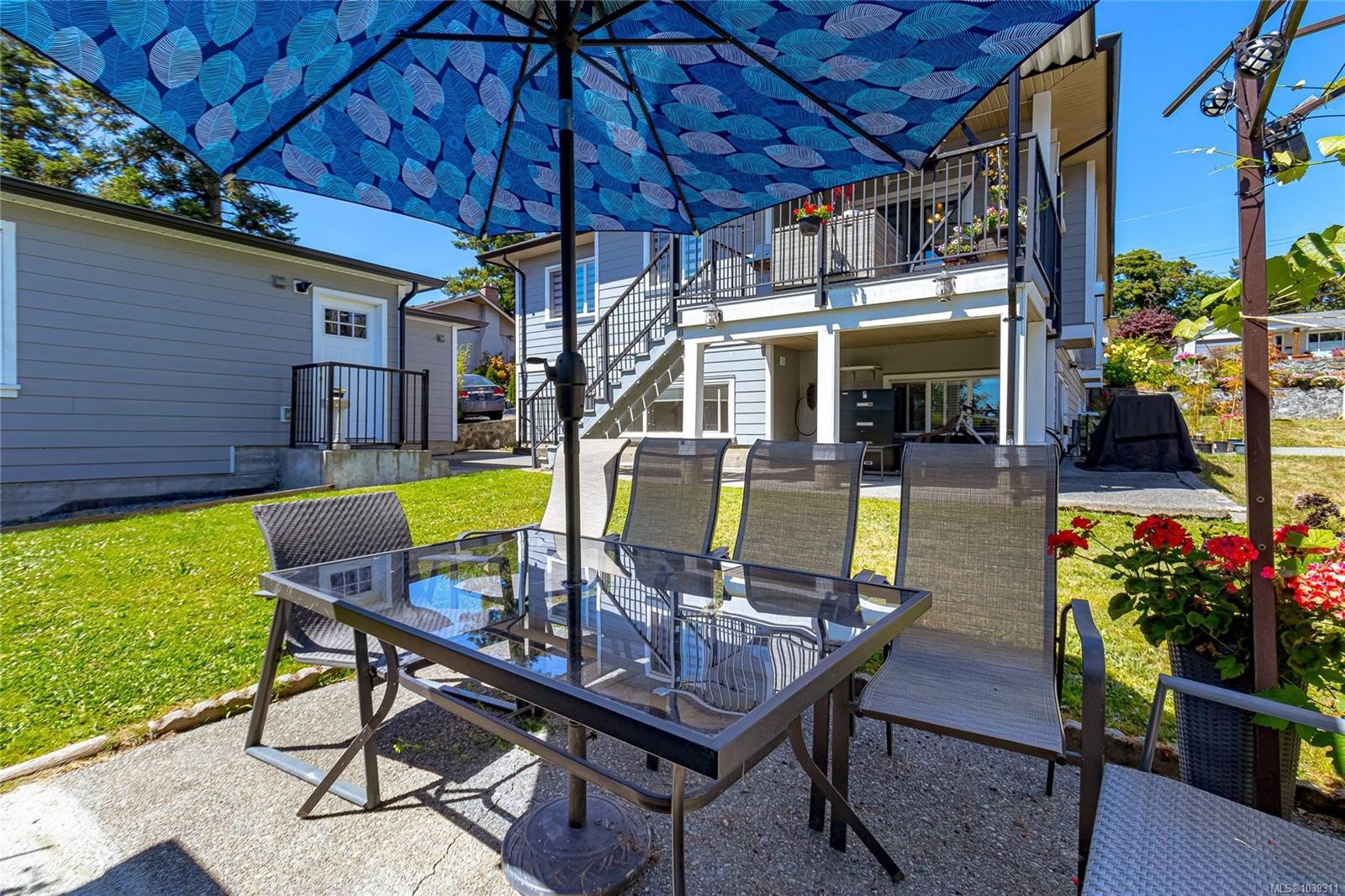 555 Leaside Ave, Saanich, BC
