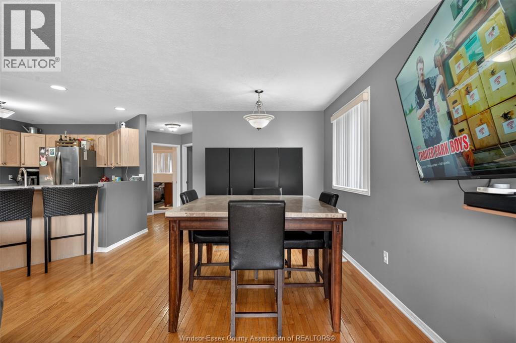 734 Michael, Tecumseh, ON