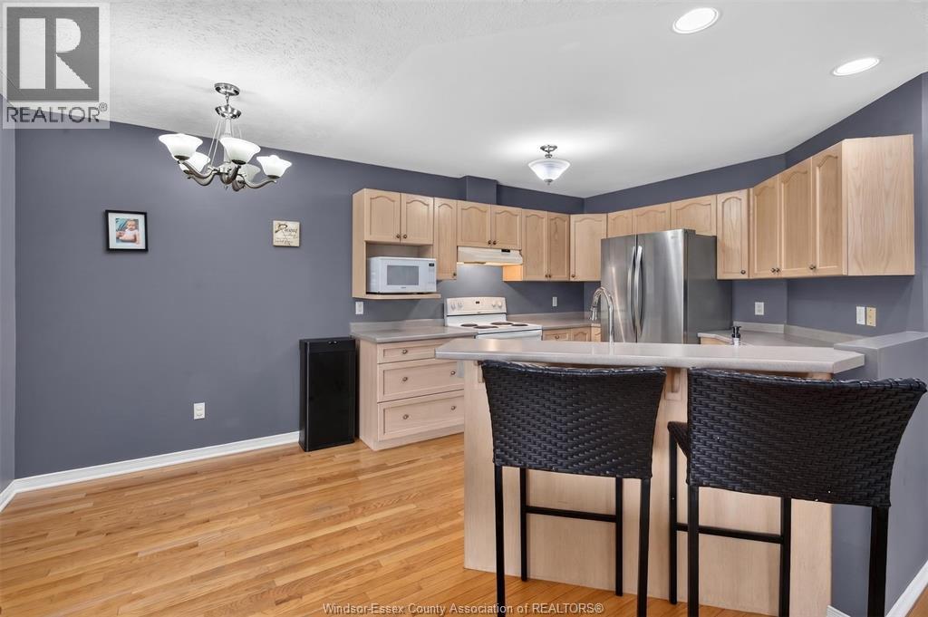 734 Michael, Tecumseh, ON