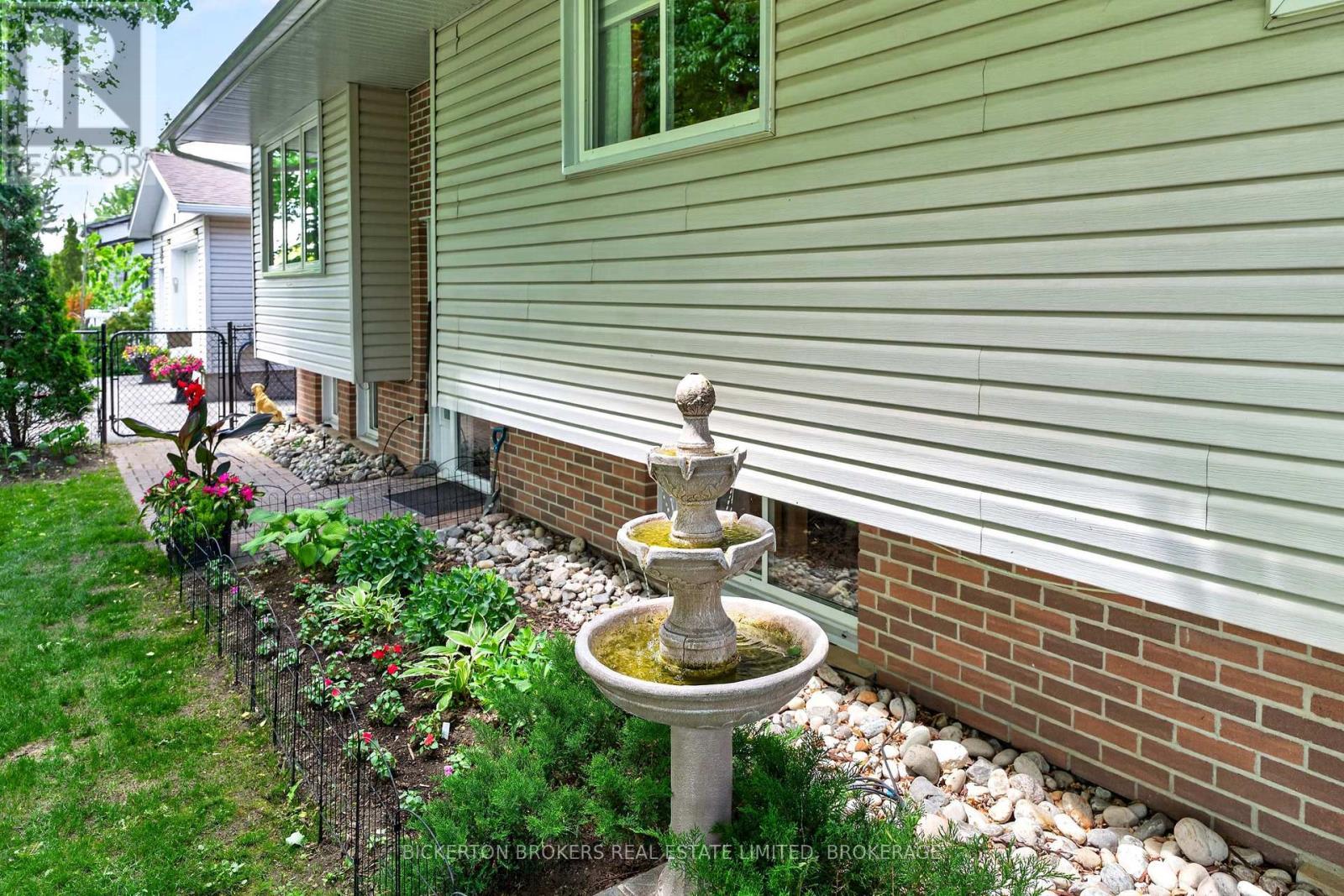 90 Ann Street, Gananoque, ON