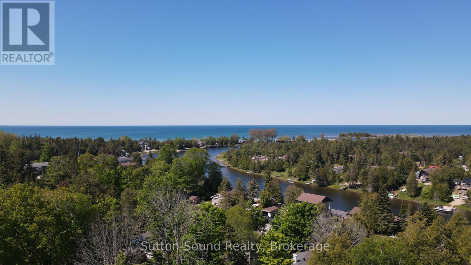 Sauble River & Lake Huron steps away. - 11 Sarnia Avenue, South Bruce Peninsula, ON