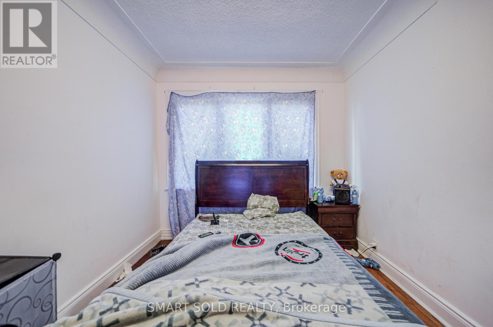 77 Fennell Avenue, Hamilton, ON
