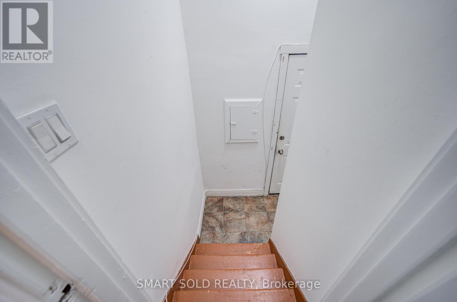 77 Fennell Avenue, Hamilton, ON