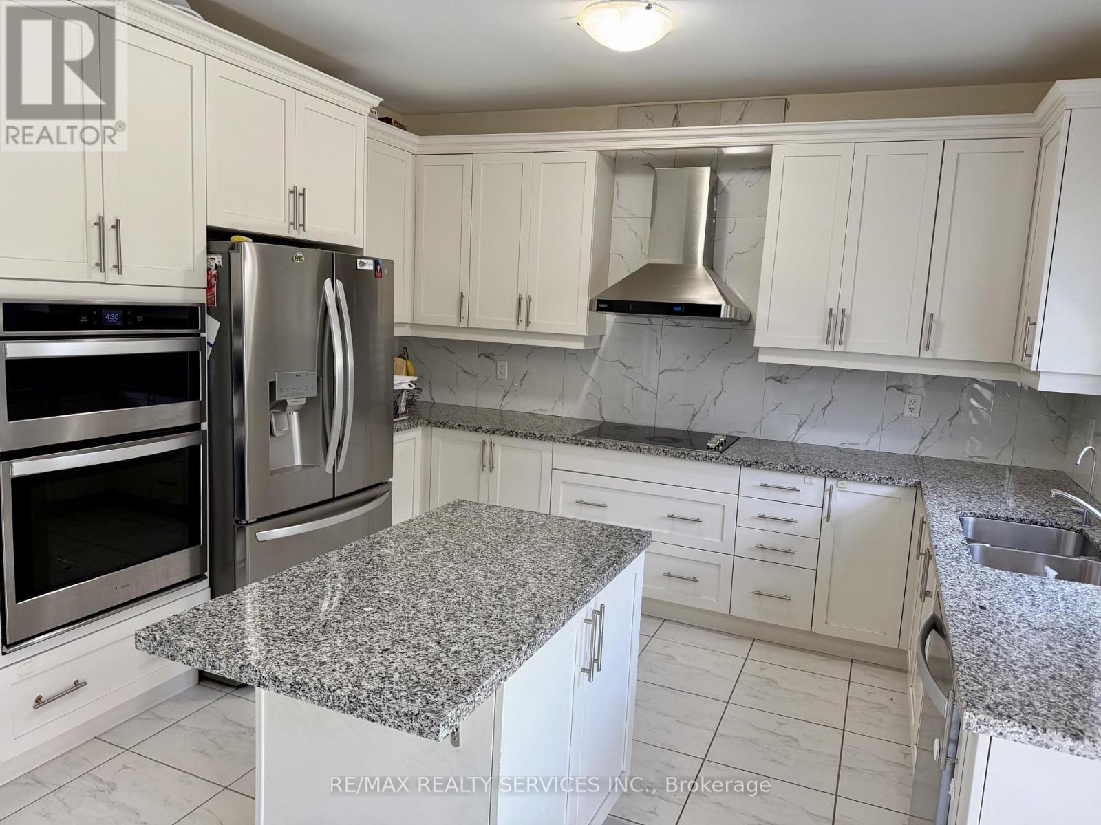 41 Oconnor Crescent, Brampton, ON