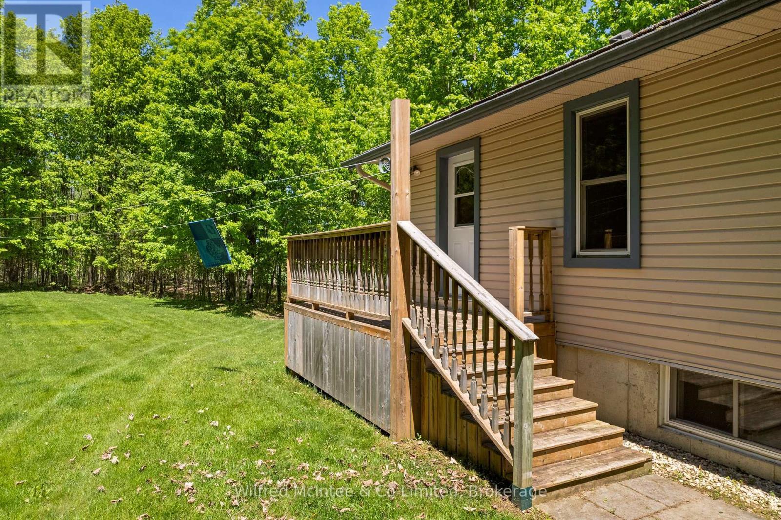 622829 Moto Park Road, Chatsworth, ON - Outdoor With Exterior