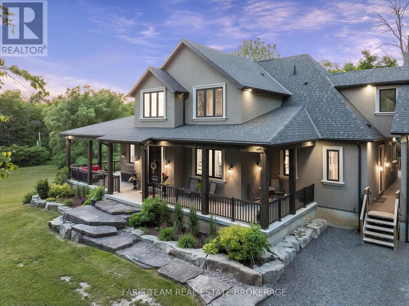 400 Lloyd'S Lane, King, ON
