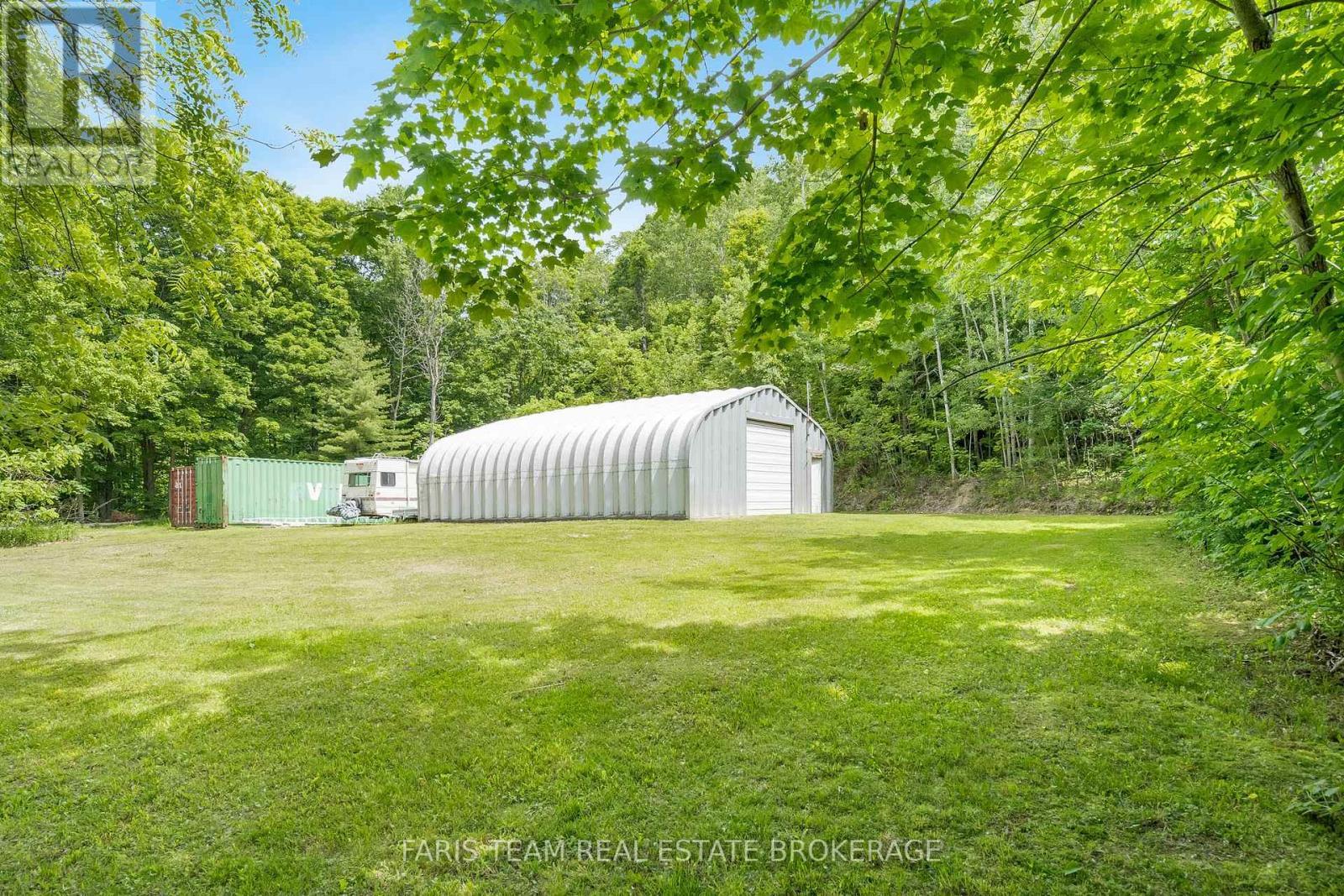 400 Lloyd'S Lane, King, ON