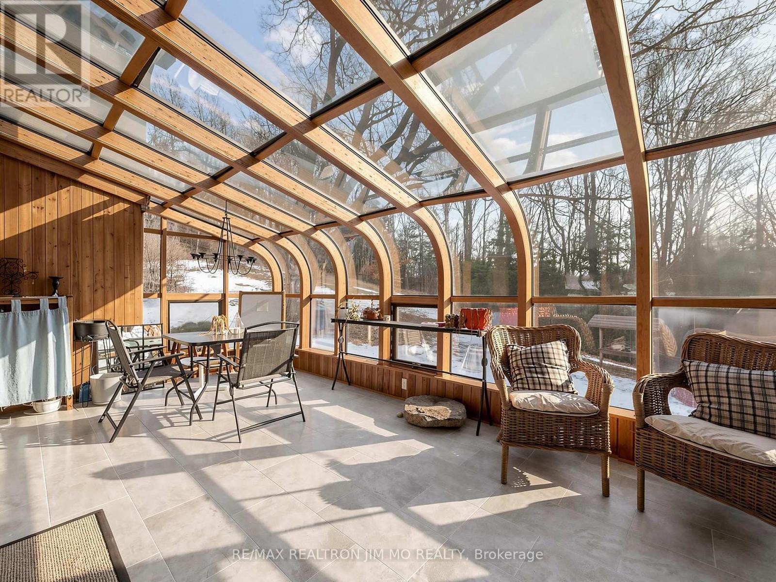 1785 Davis Drive W, King, ON
