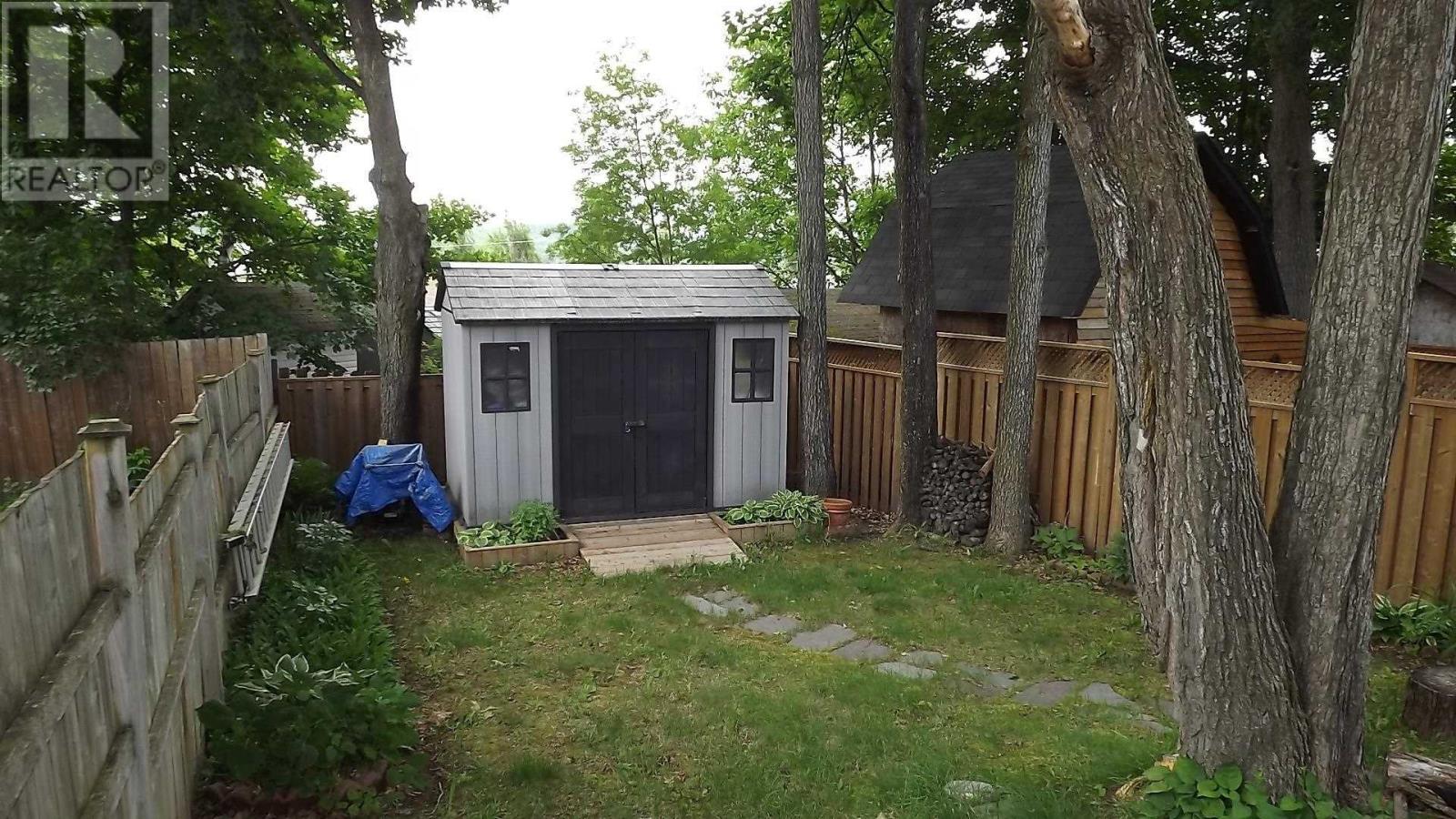 7 Feltz Rd, Elliot Lake, ON