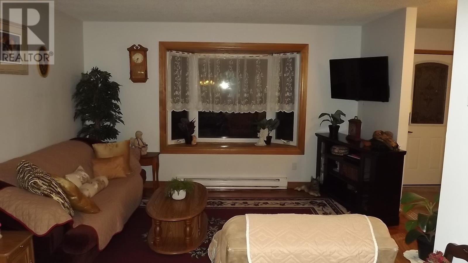 7 Feltz Rd, Elliot Lake, ON