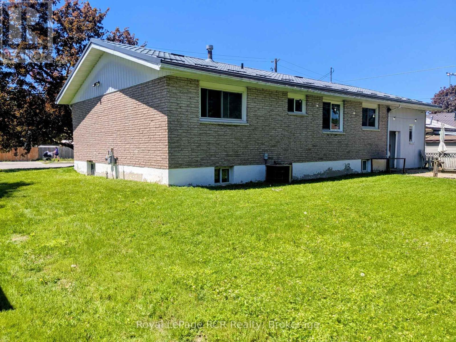 551 15Th Avenue, Hanover, ON