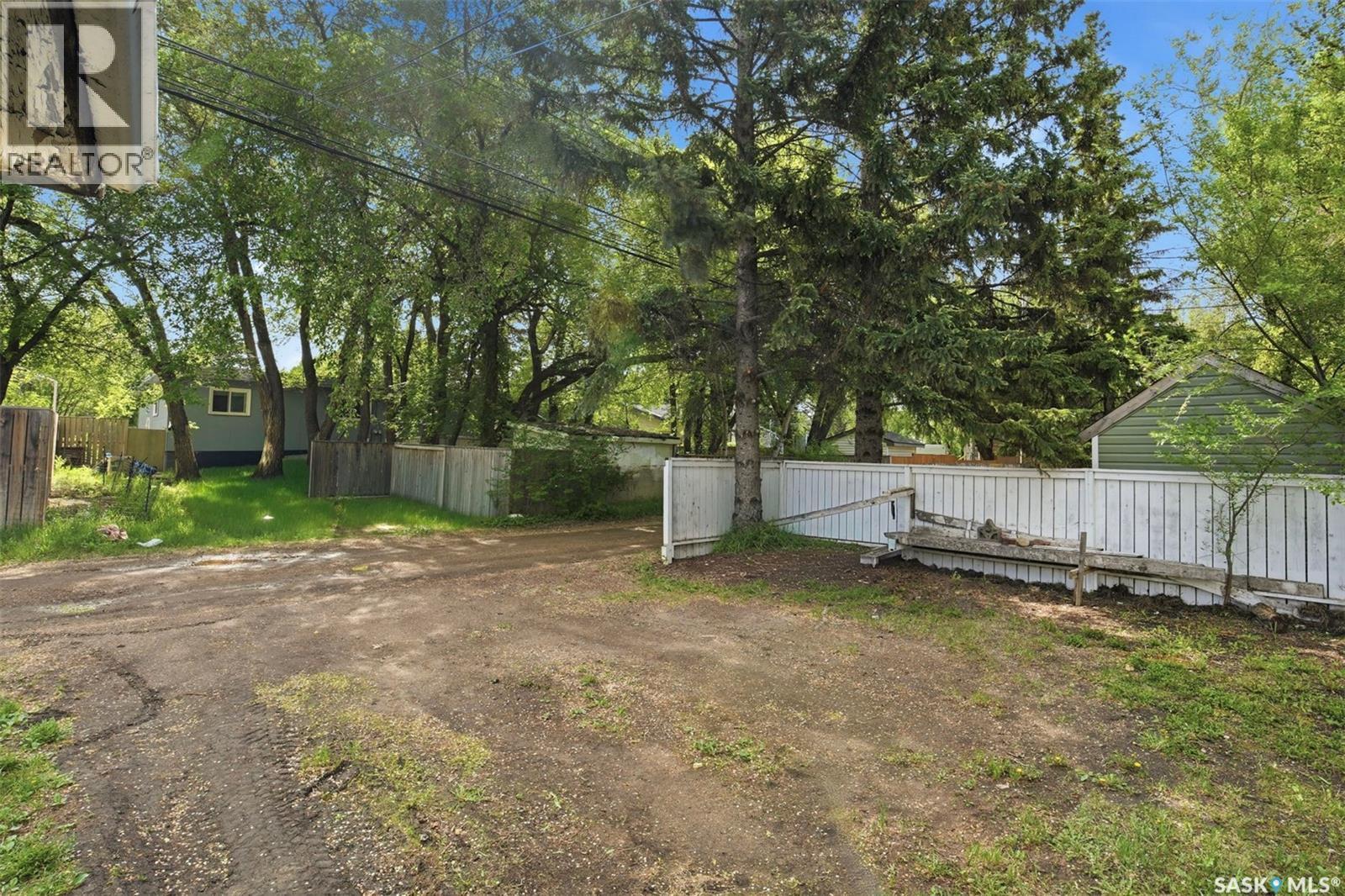 2019 Louise Avenue, Saskatoon, SK