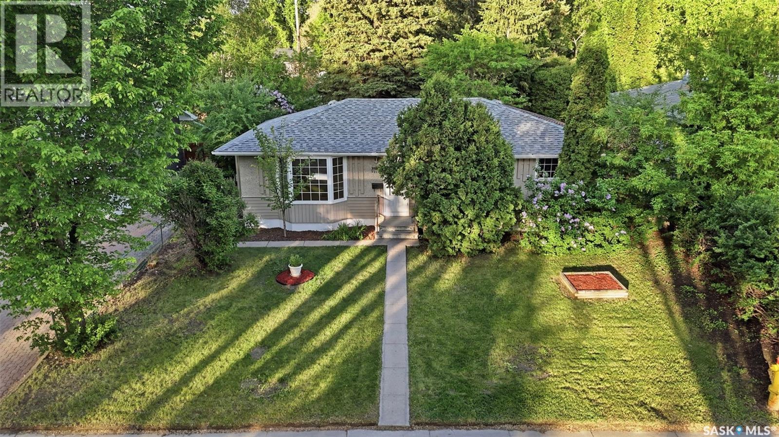 2019 Louise Avenue, Saskatoon, SK