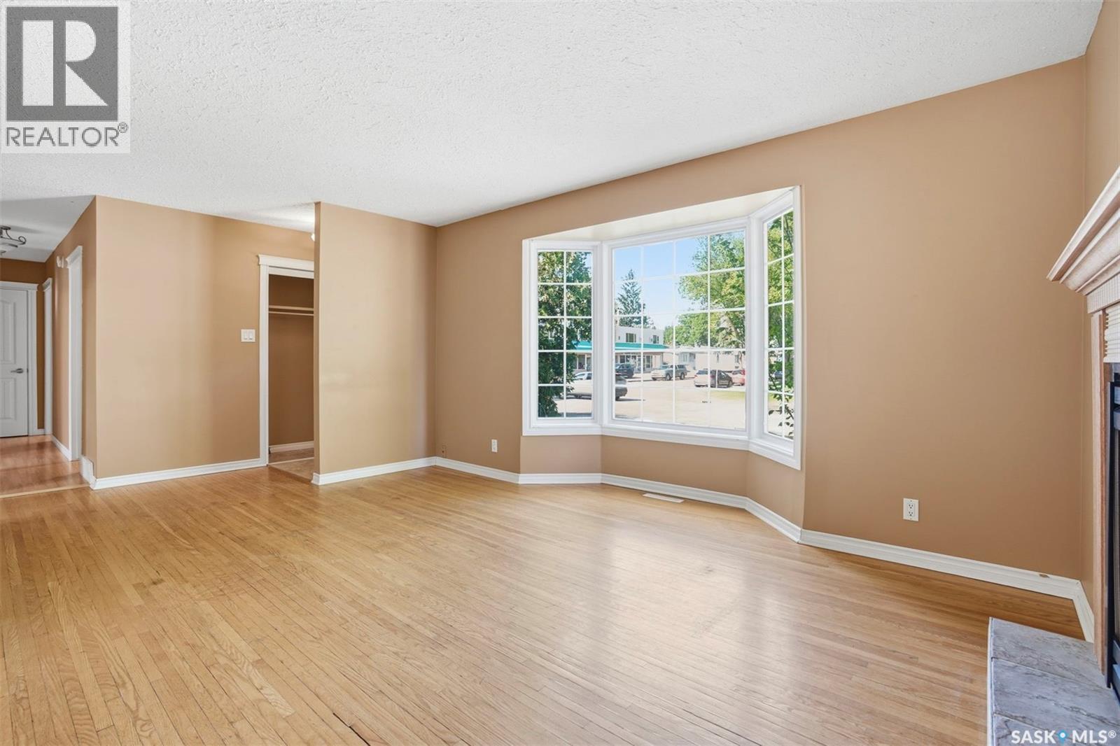 2019 Louise Avenue, Saskatoon, SK
