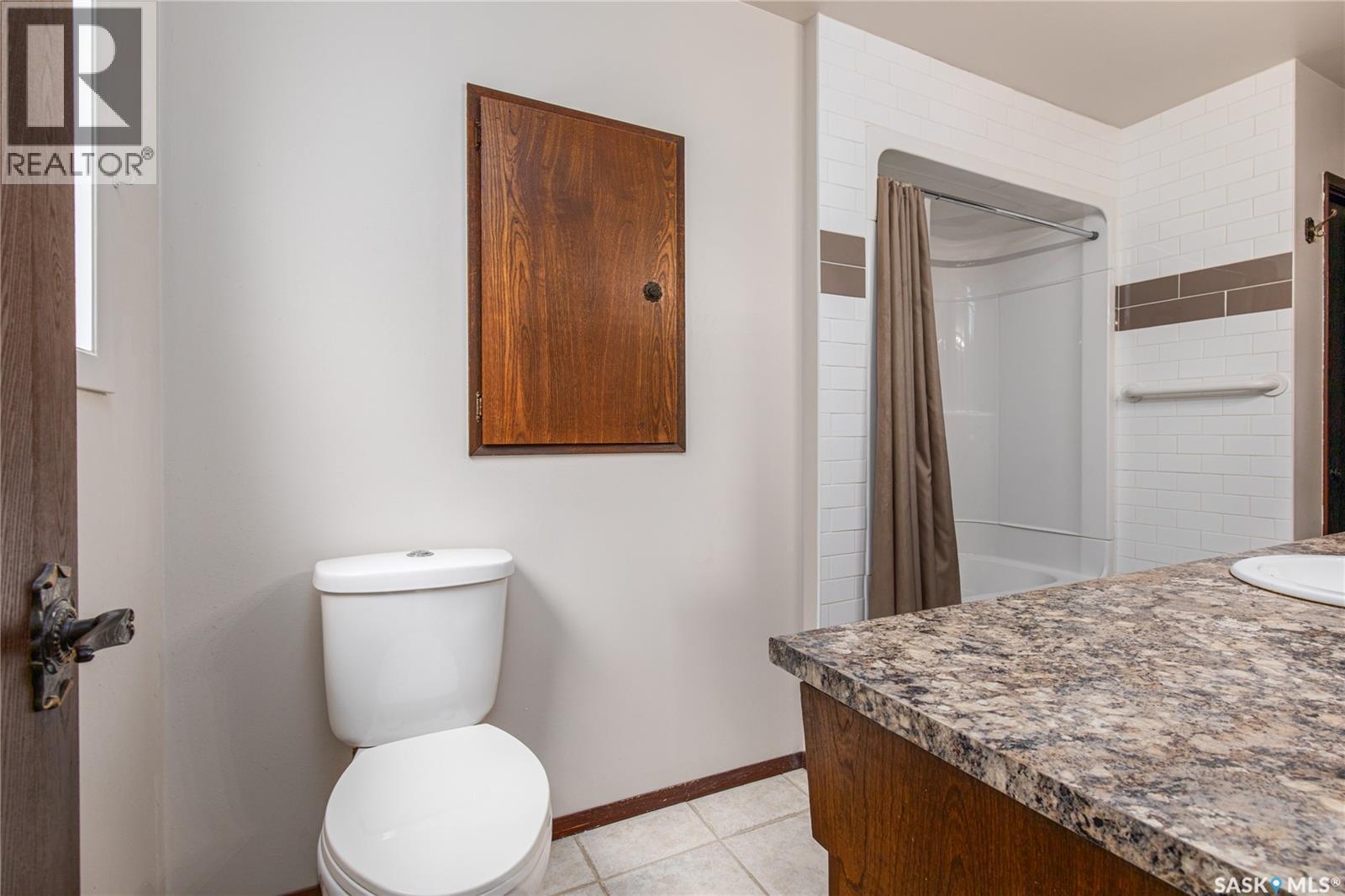 1229 Pascoe Drive W, Moose Jaw, SK