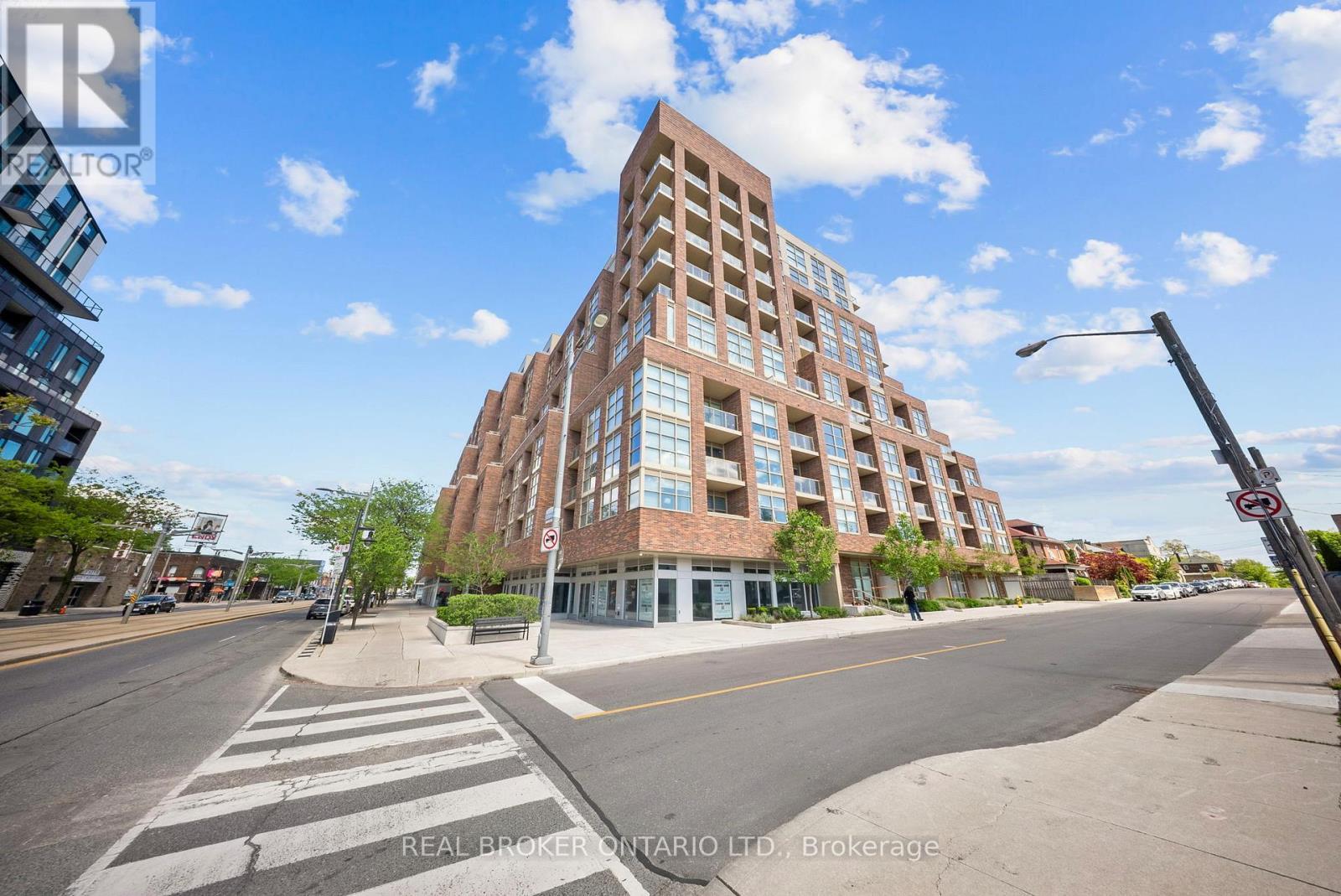 920 - 1787 St Clair Avenue W, Toronto, ON