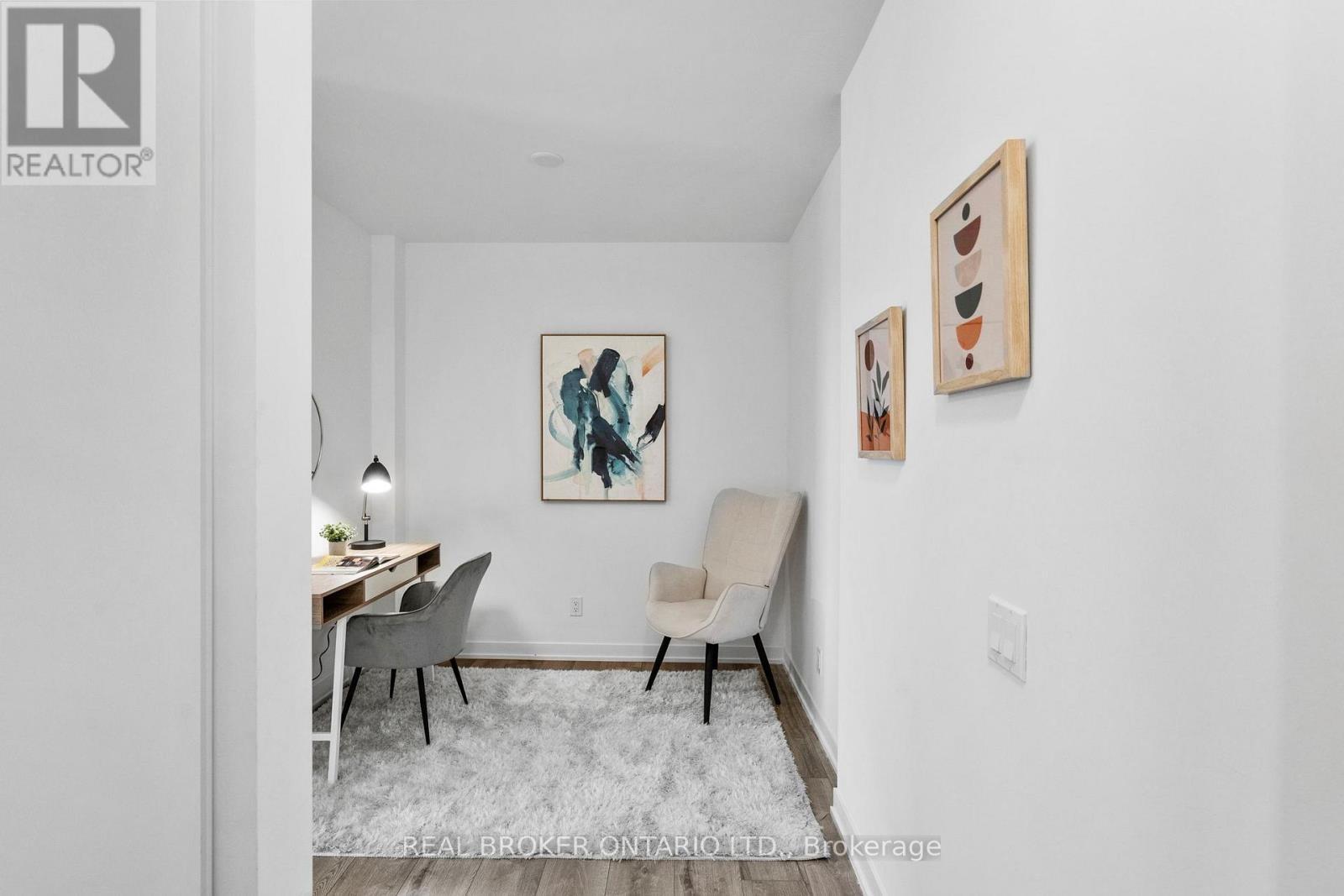 Den - 920 - 1787 St Clair Avenue W, Toronto, ON