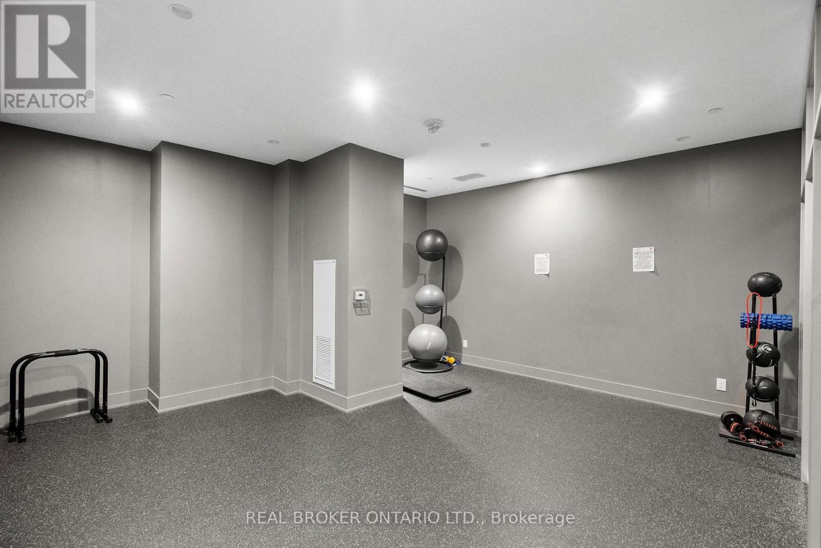 Yoga Room - 920 - 1787 St Clair Avenue W, Toronto, ON
