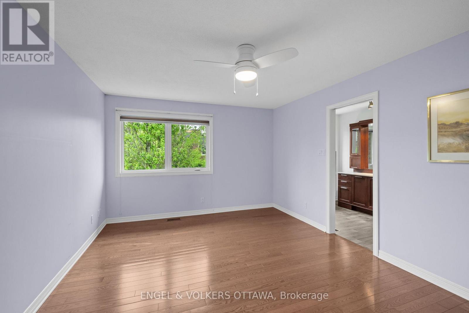 Primary bedroom - 44 Dunbarton Court, Ottawa, ON