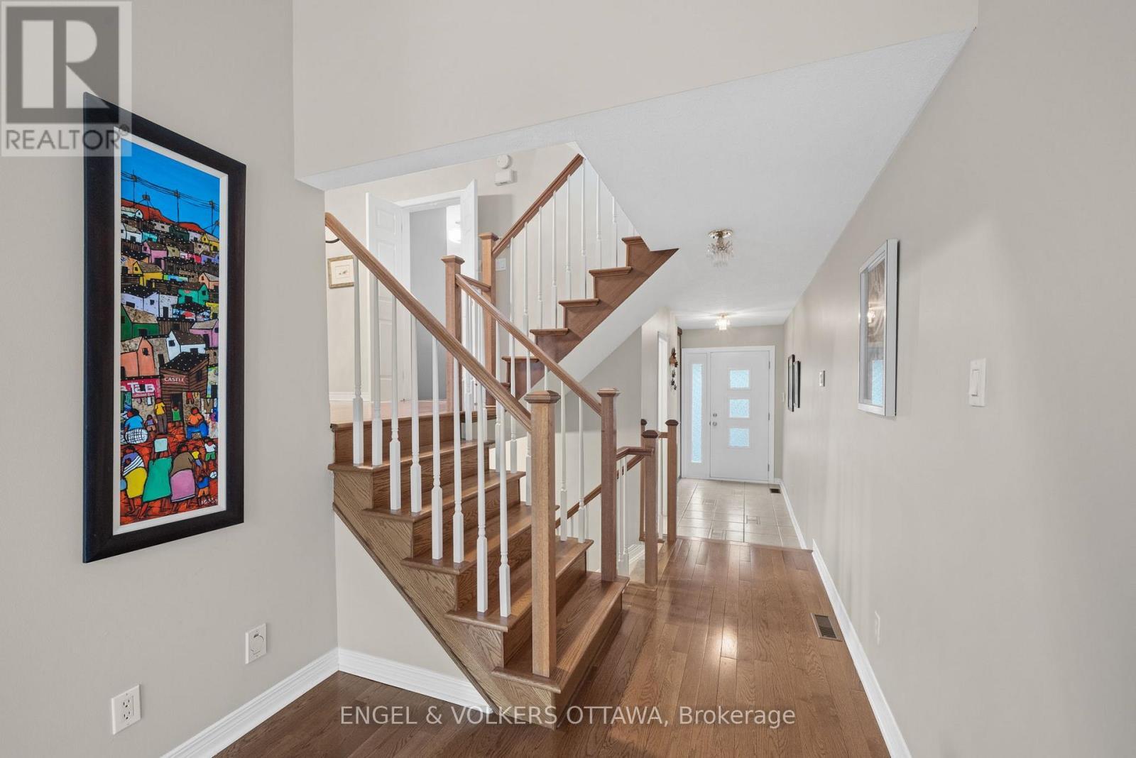 44 Dunbarton Court, Ottawa, ON
