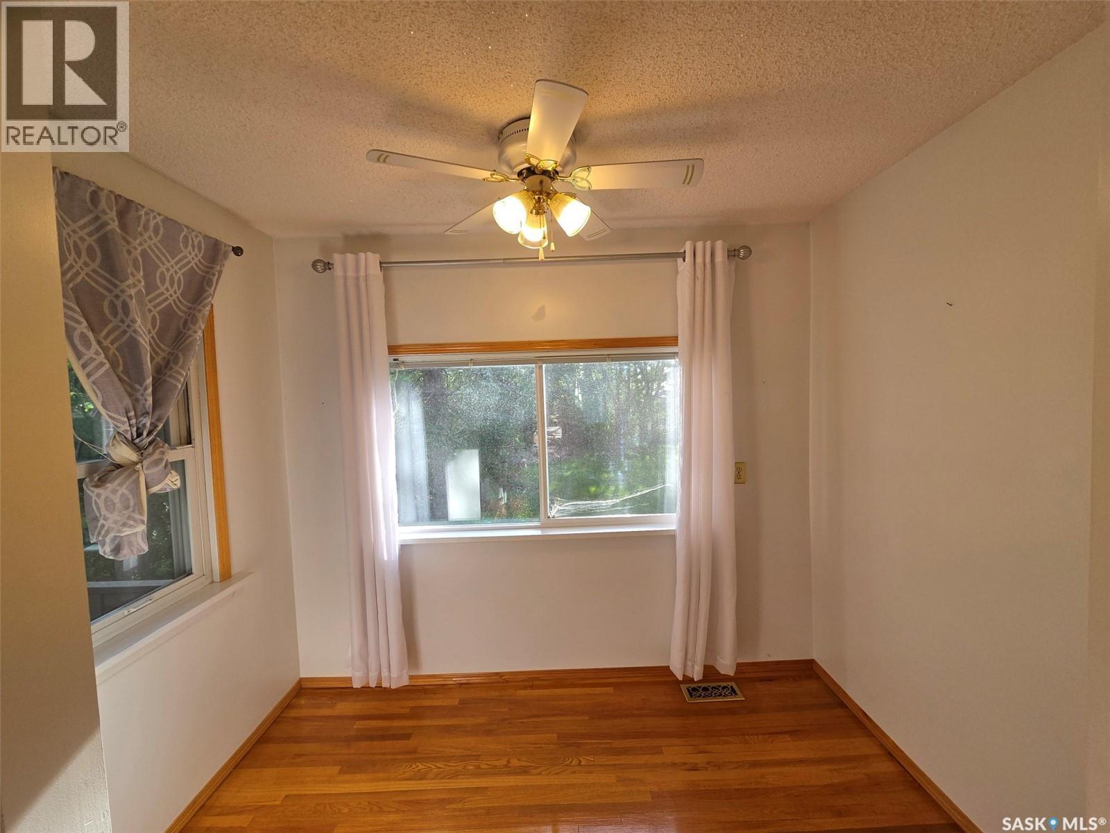 118 5Th Street W, Carlyle, SK - Indoor Photo Showing Other Room